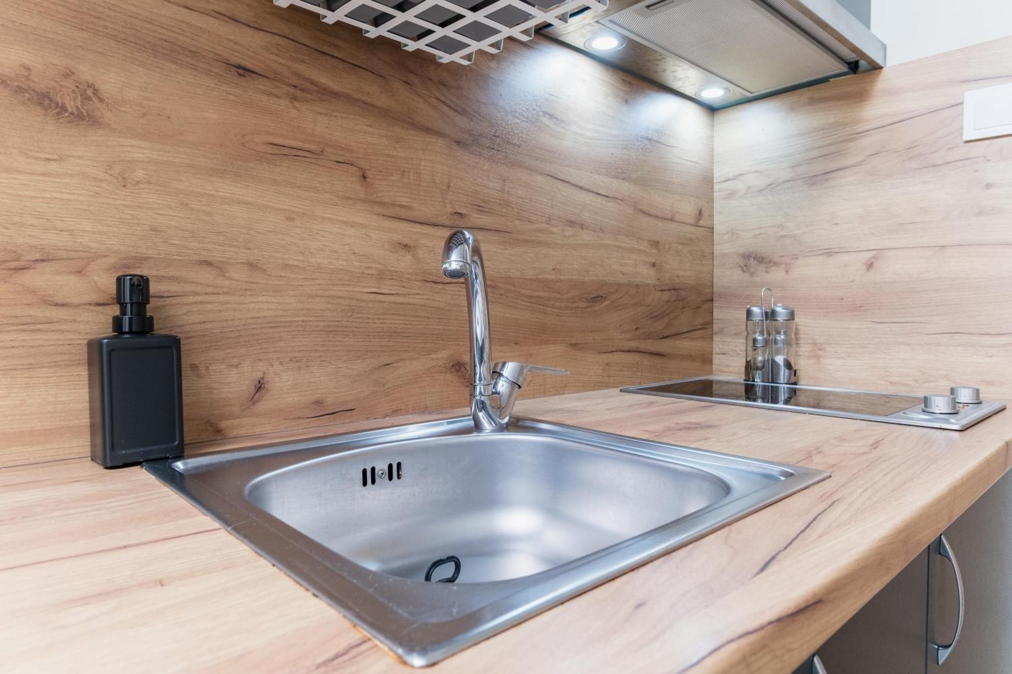 City Center Studio Apartments Пловдив Екстериор снимка