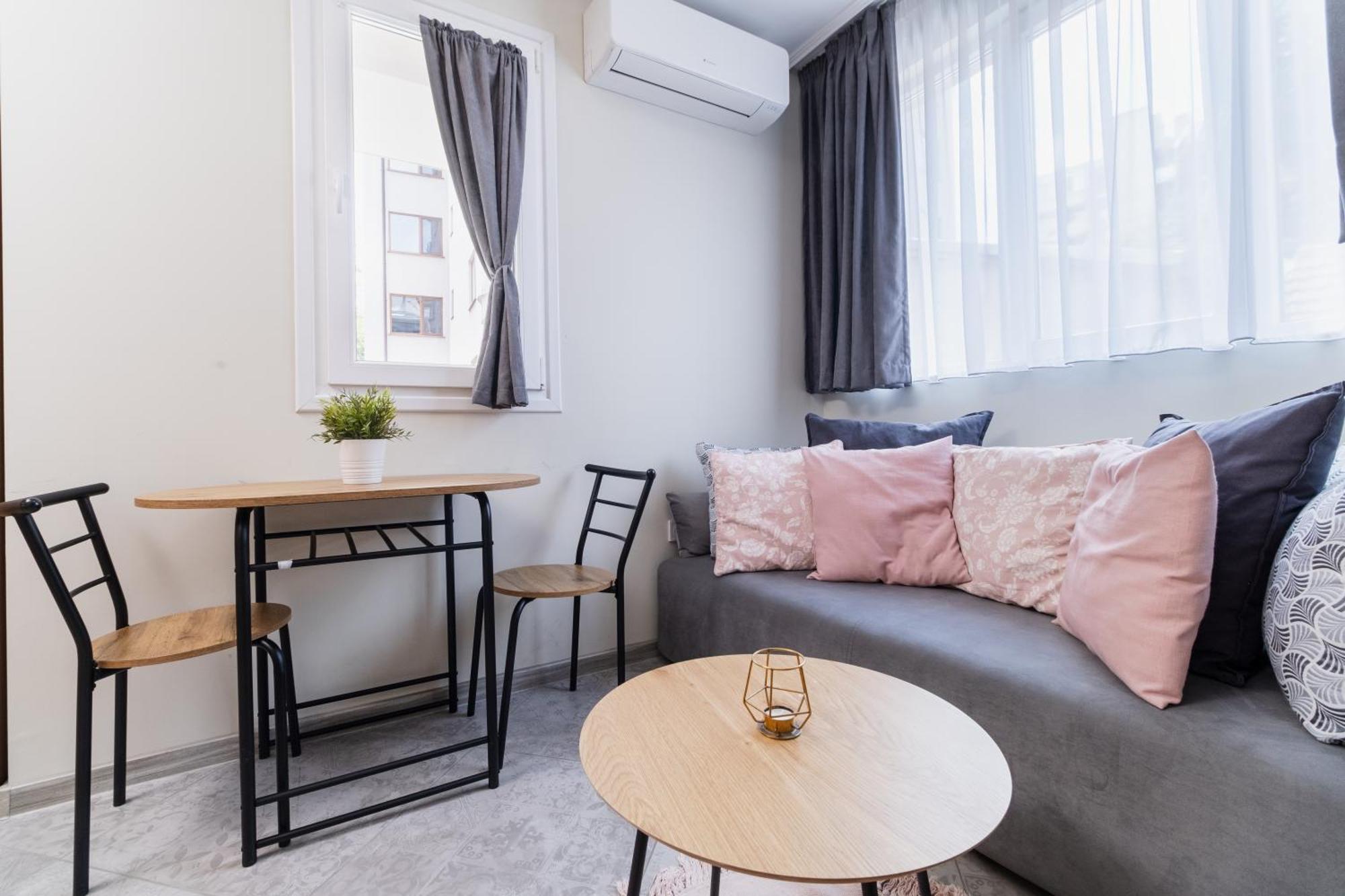 City Center Studio Apartments Пловдив Екстериор снимка