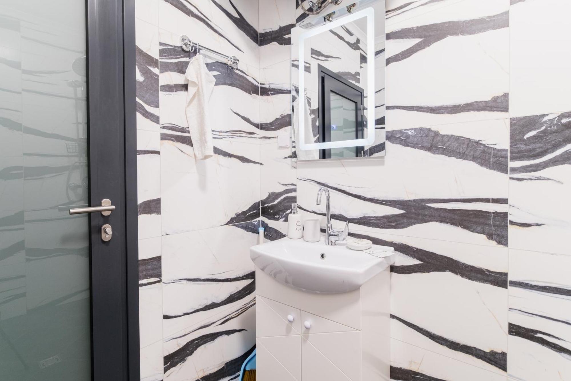 City Center Studio Apartments Пловдив Екстериор снимка