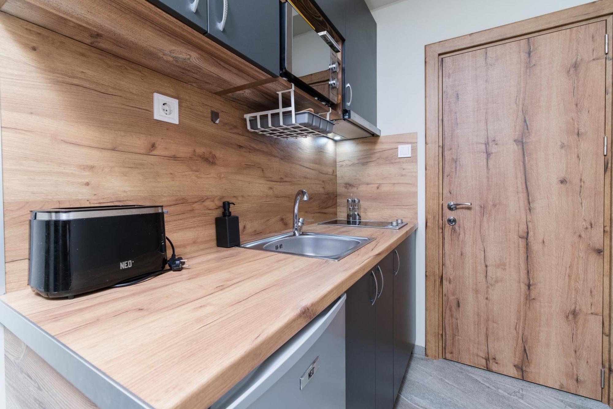 City Center Studio Apartments Пловдив Екстериор снимка