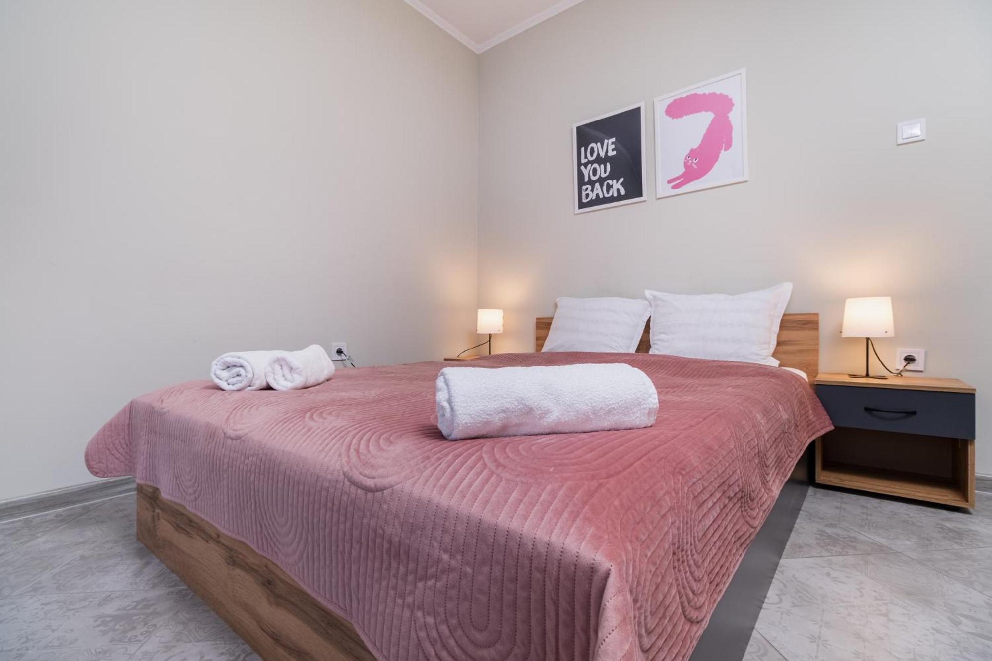 City Center Studio Apartments Пловдив Екстериор снимка