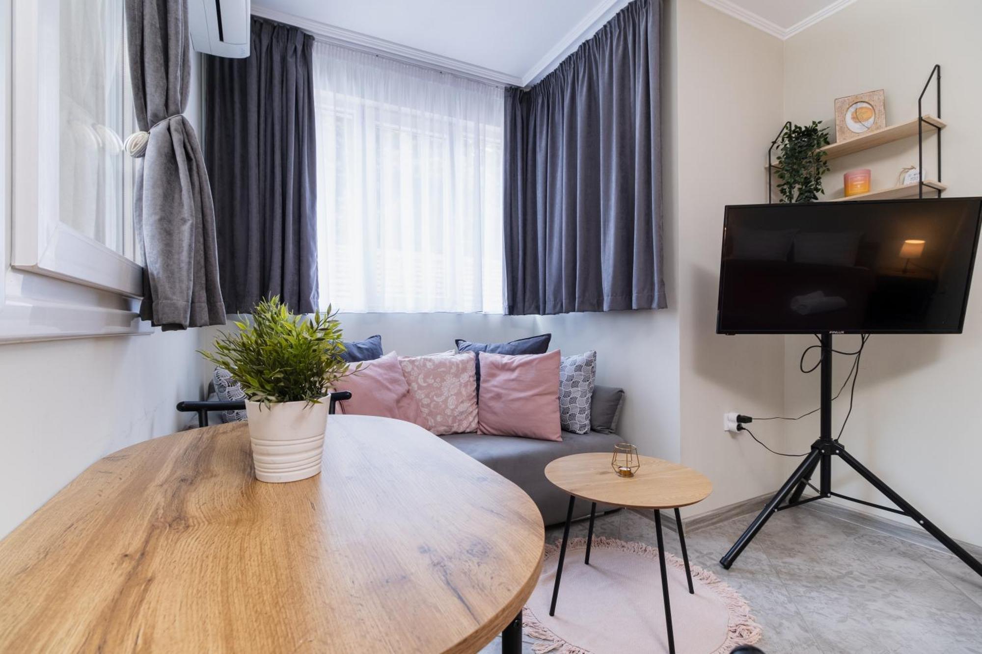City Center Studio Apartments Пловдив Екстериор снимка